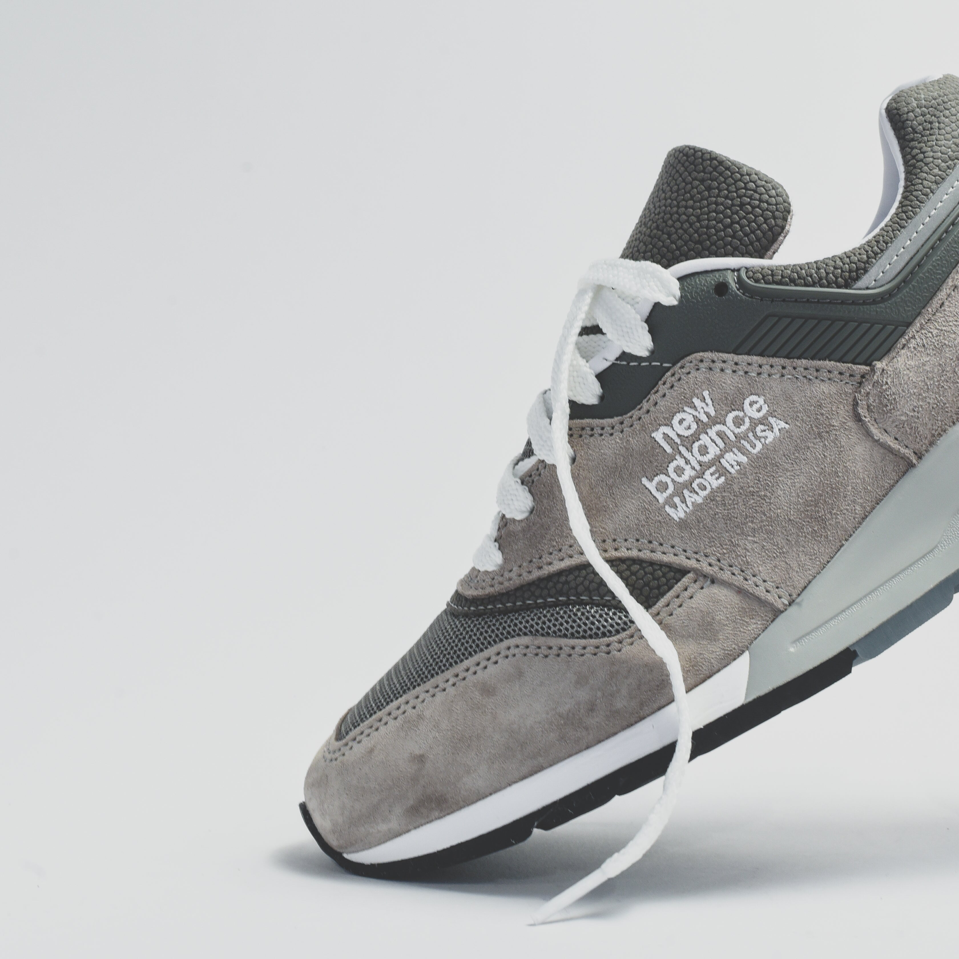 new balance grey day 2019