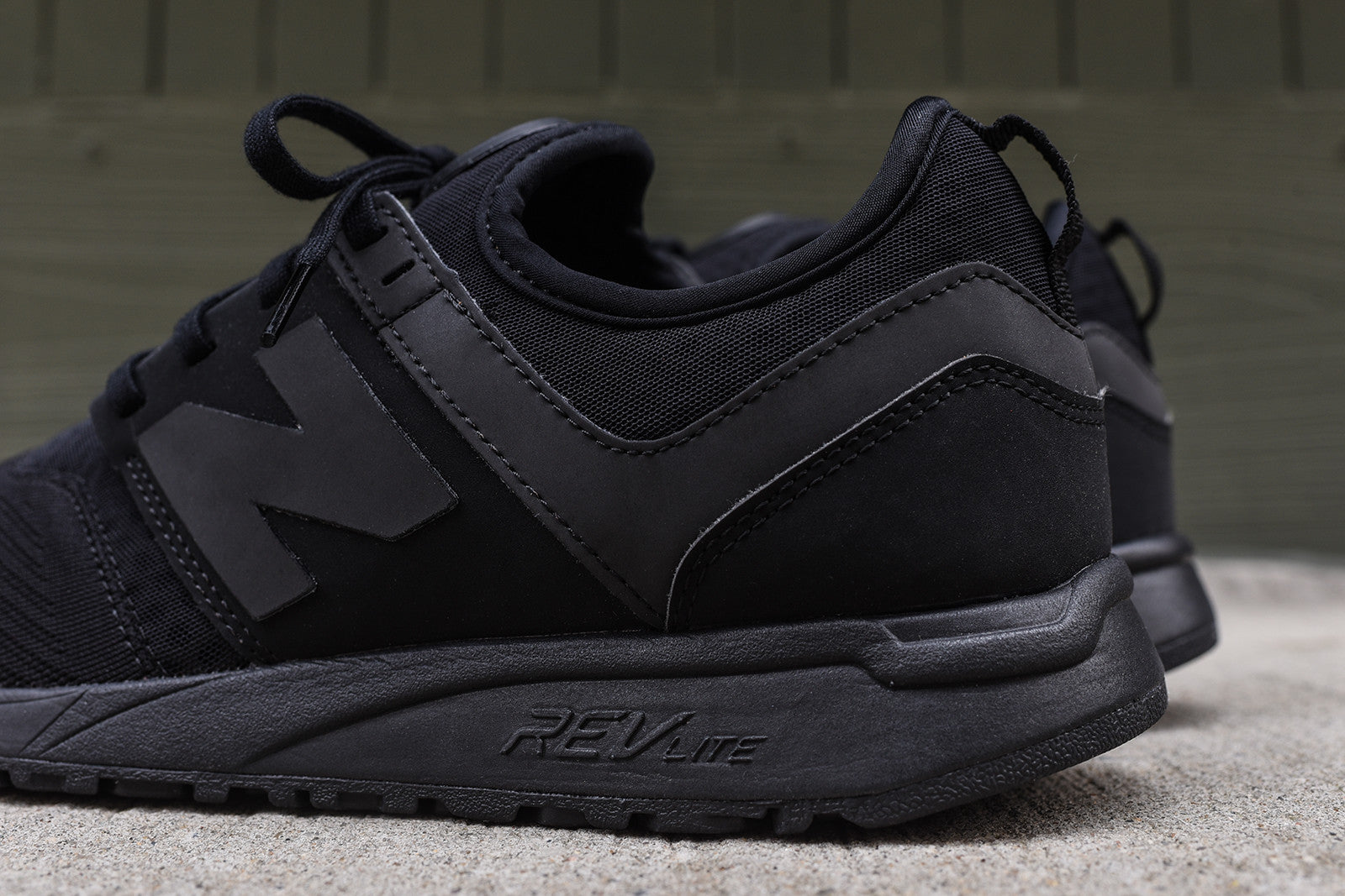 new balance 247 revlite black