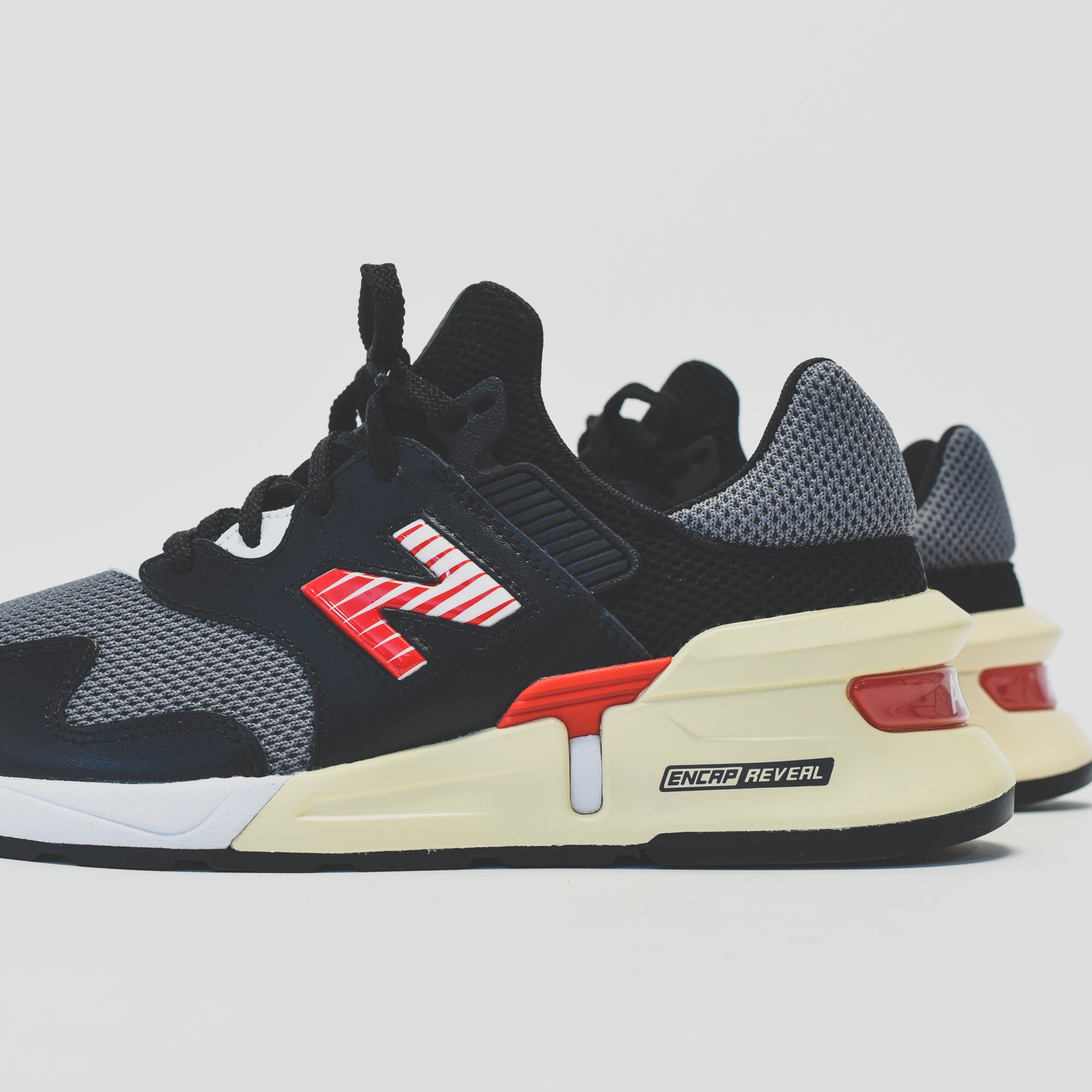 new balance 997 sport black white