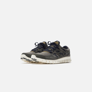 Nike Free Run 2 - Sequoia / Black / Med Olive / Sail 2