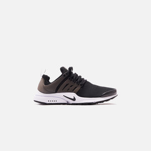 Nike Air Presto - Black / White 1