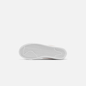 Nike WMNS Blazer Mid `77 - White / Pink Oxford / Black / Summit White 4