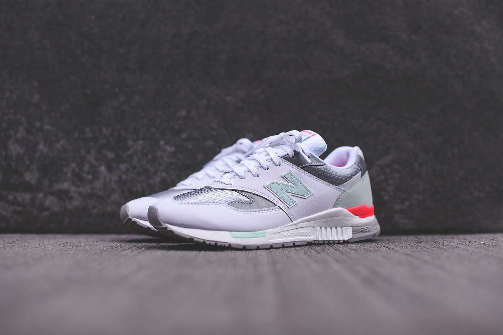 New Balance ML840BA - White / Seafoam 