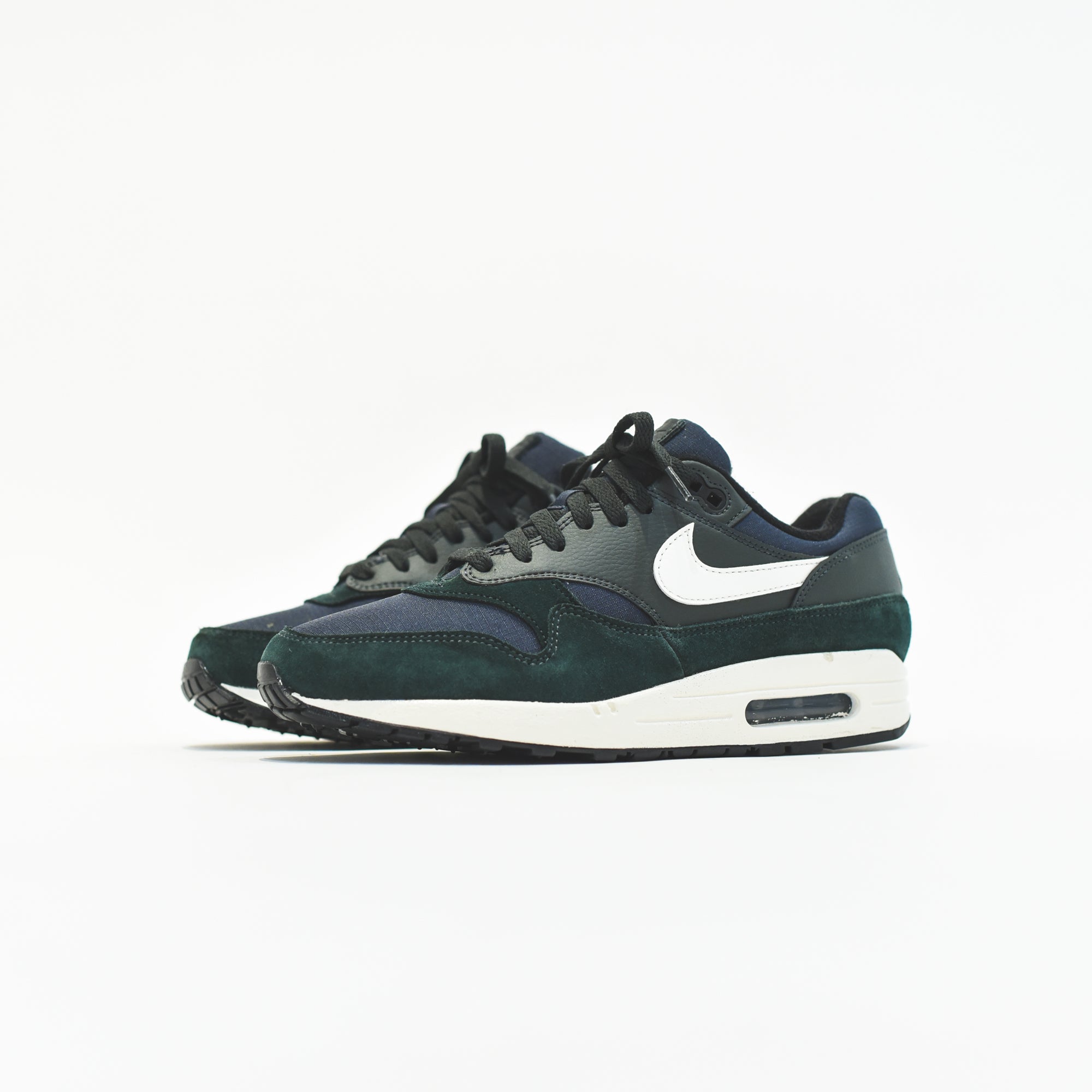 Lichaam Krachtcel Harden Nike Air Max 1 - Outdoor Green / Sail / Black – Kith