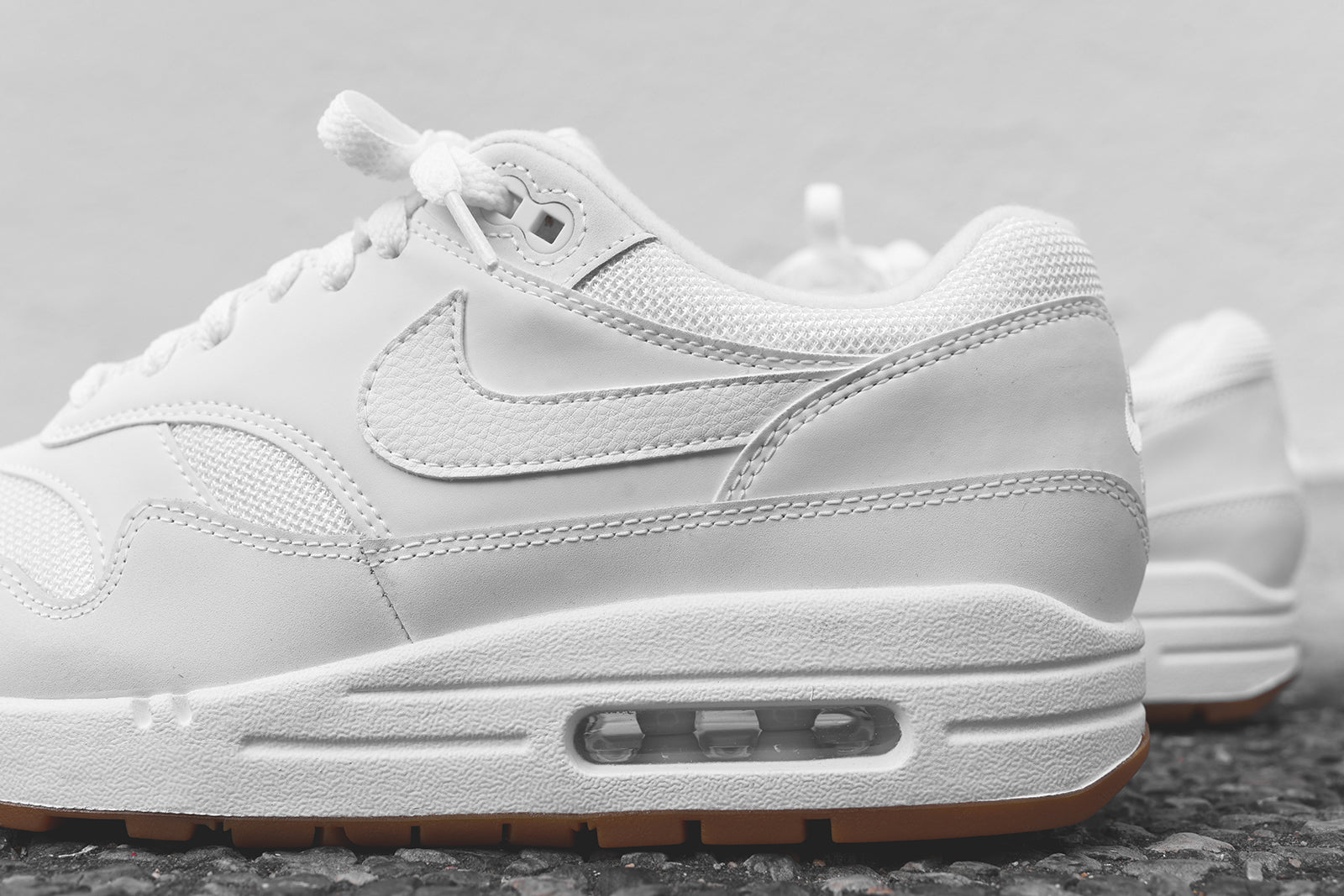 nike air max 1 gum