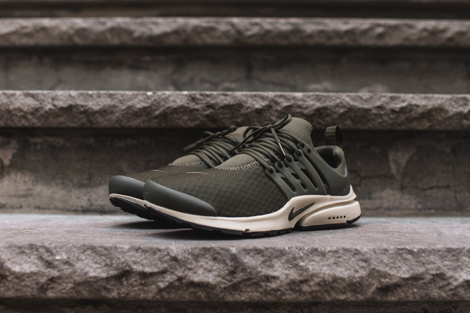 nike air presto womens khaki