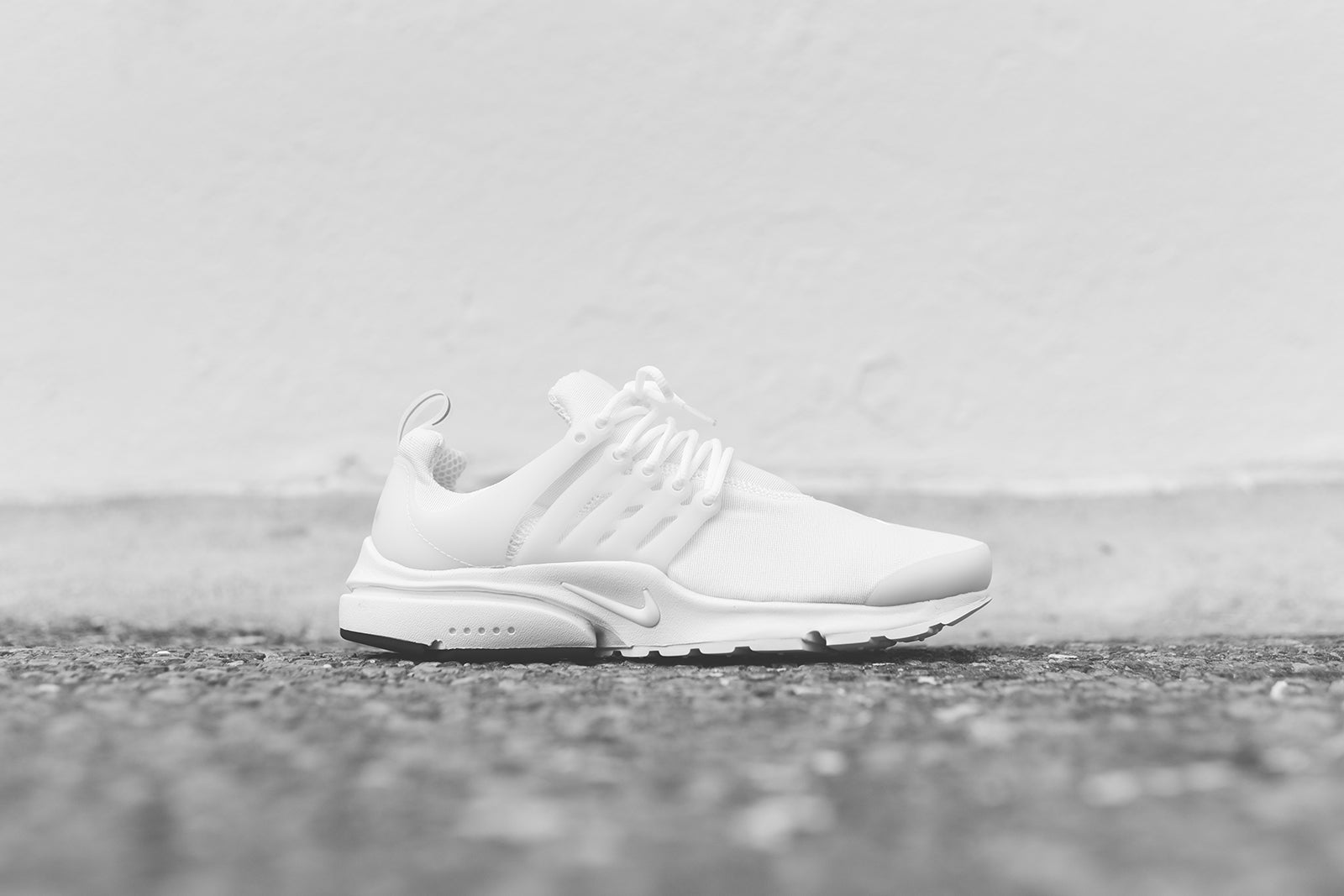 nike air presto essential white