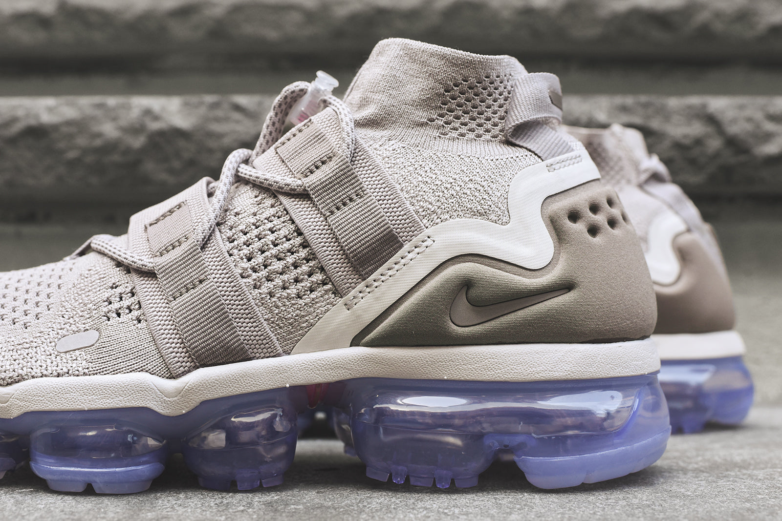 nike air vapormax utility moon particle