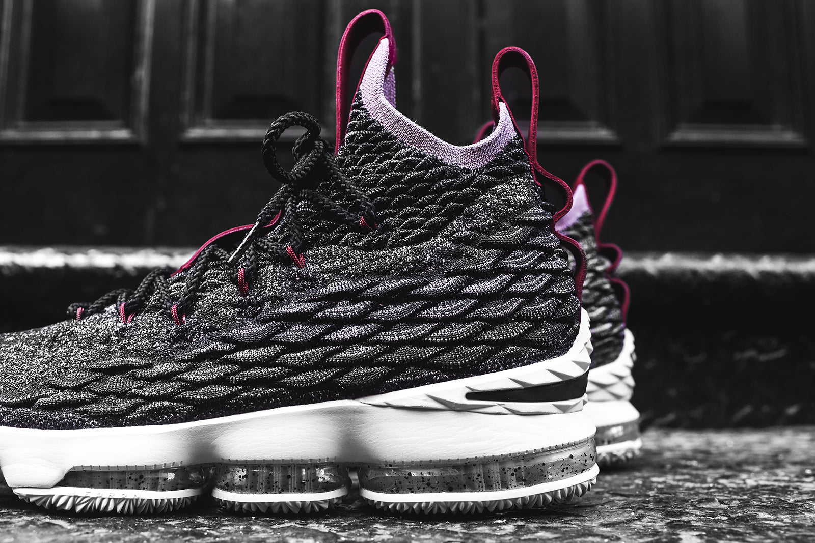 black and red lebron 15