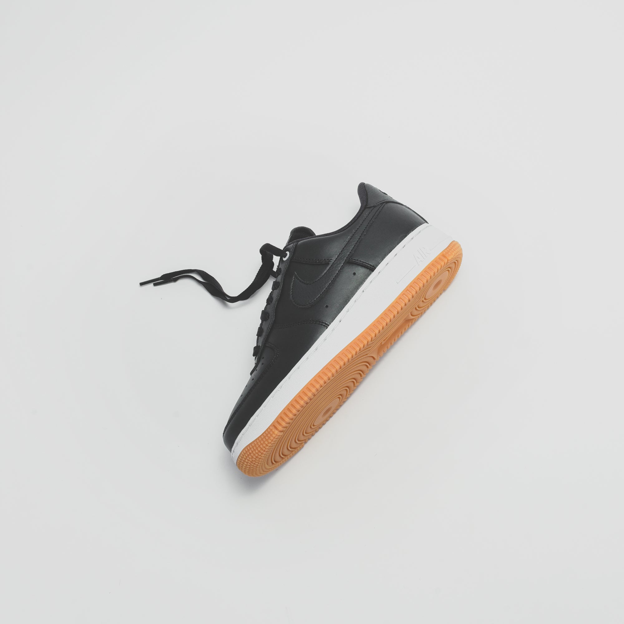 Nike WMNS Air Force 1 '07 Premium - Off 