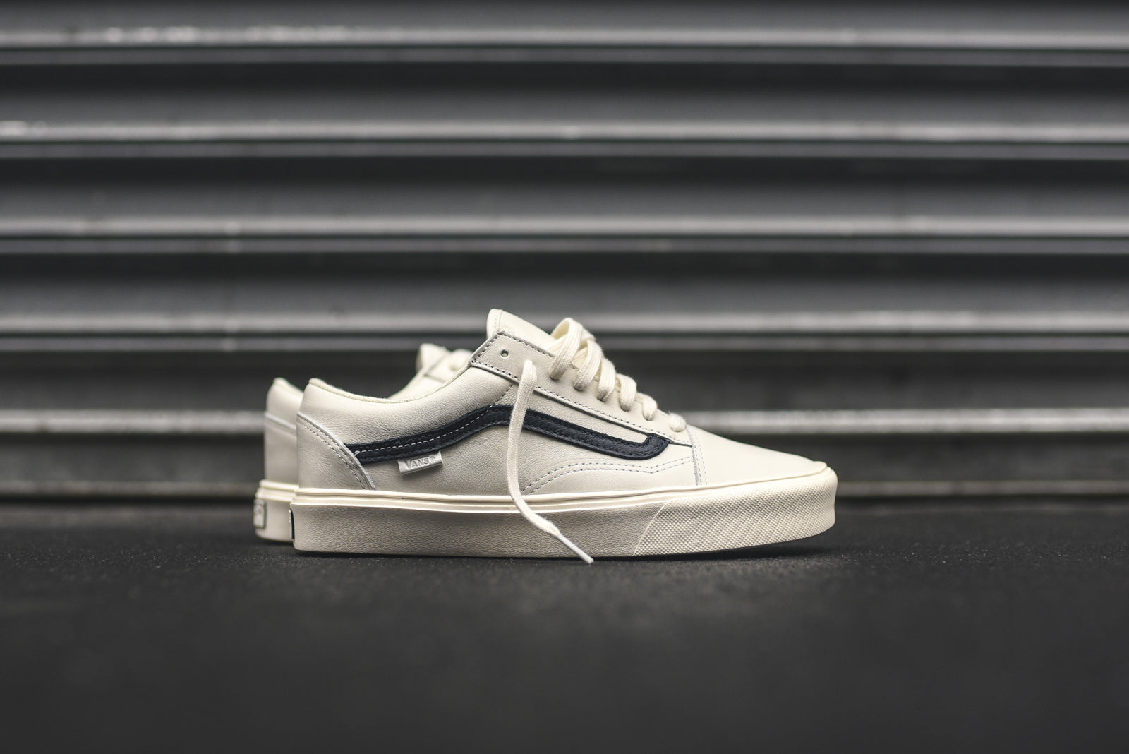 vans vault lite lx