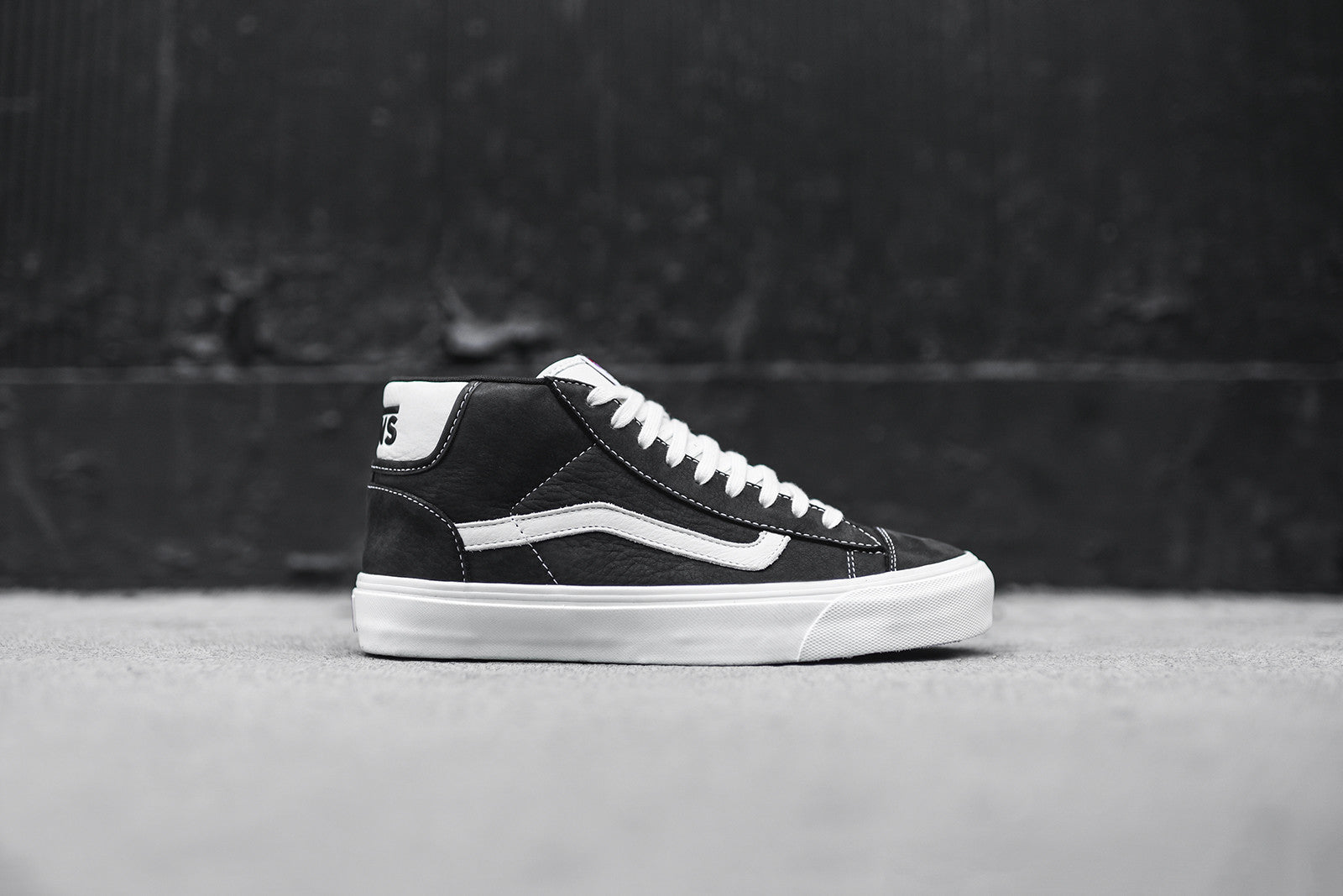 vans mid skool lx