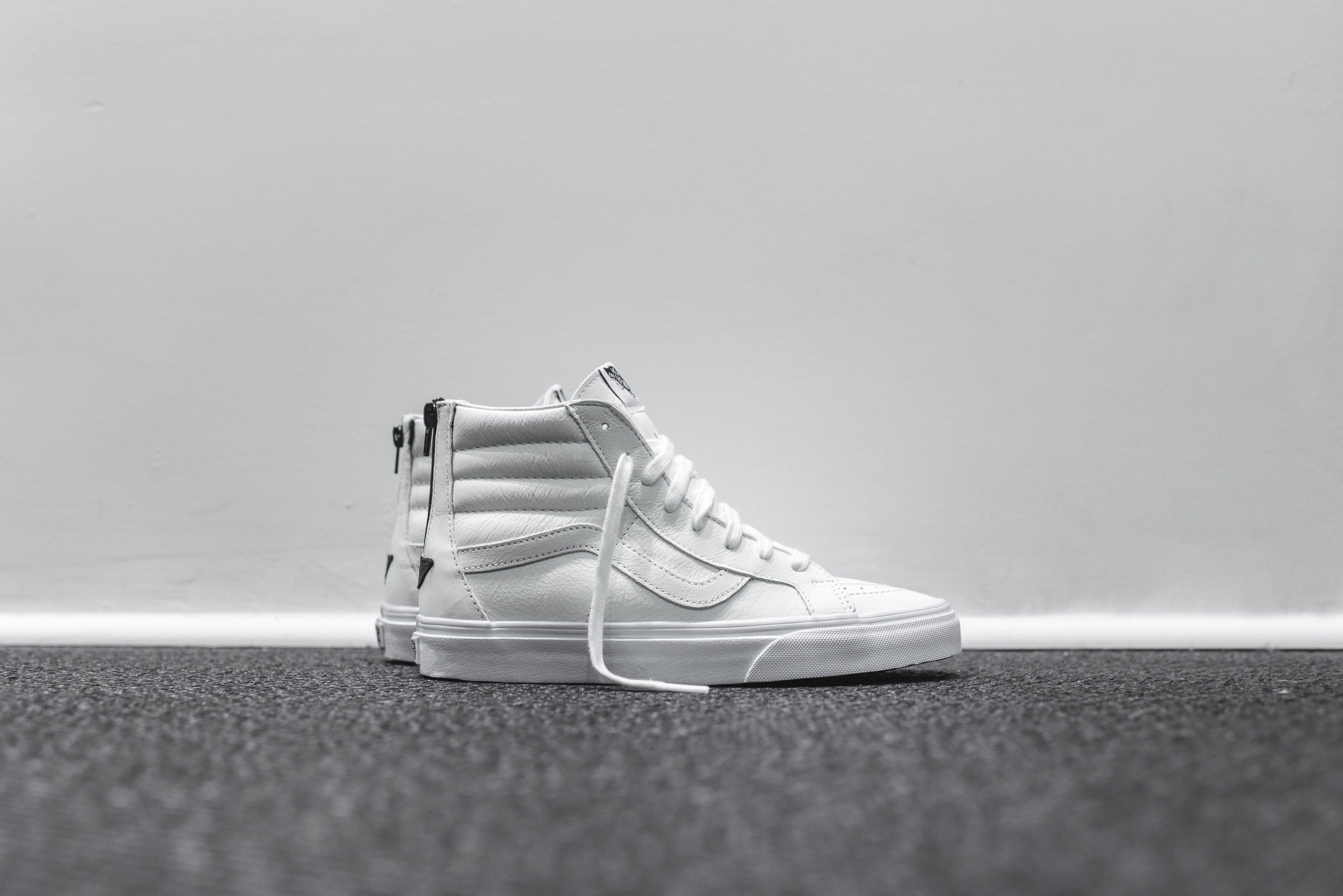 vans sk8 hi reissue true white