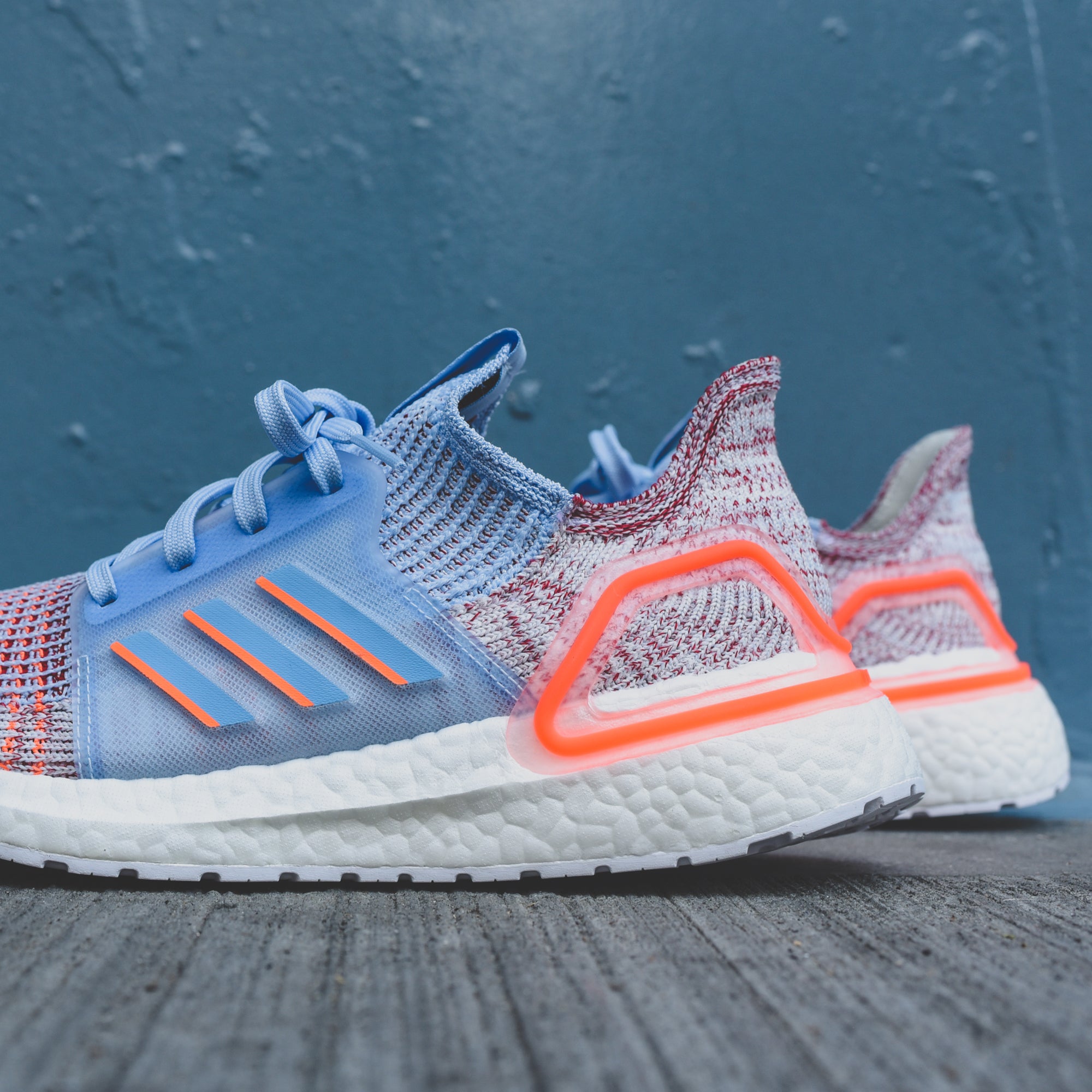 adidas ultra boost 19 glow blue