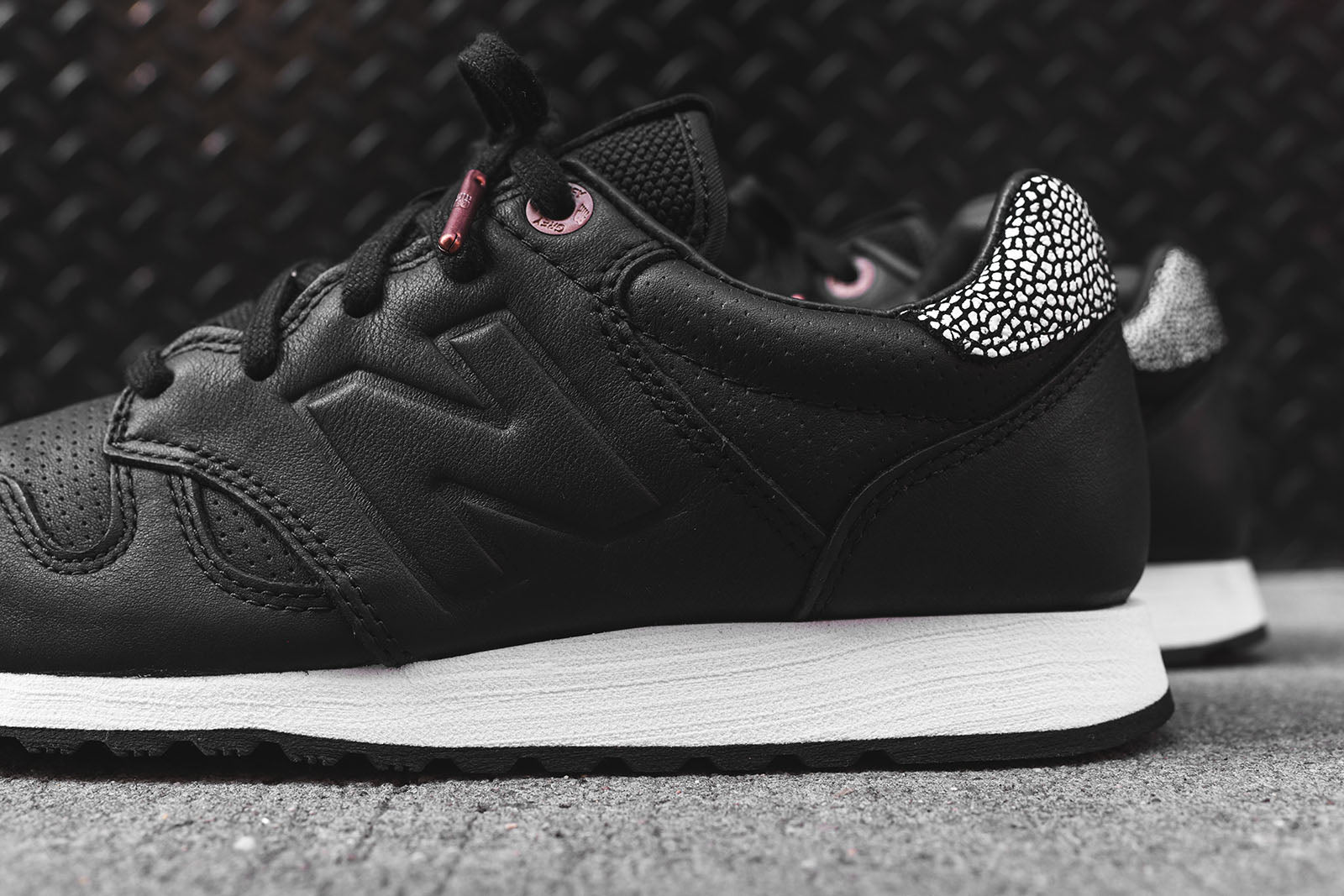 new balance black copper metallic