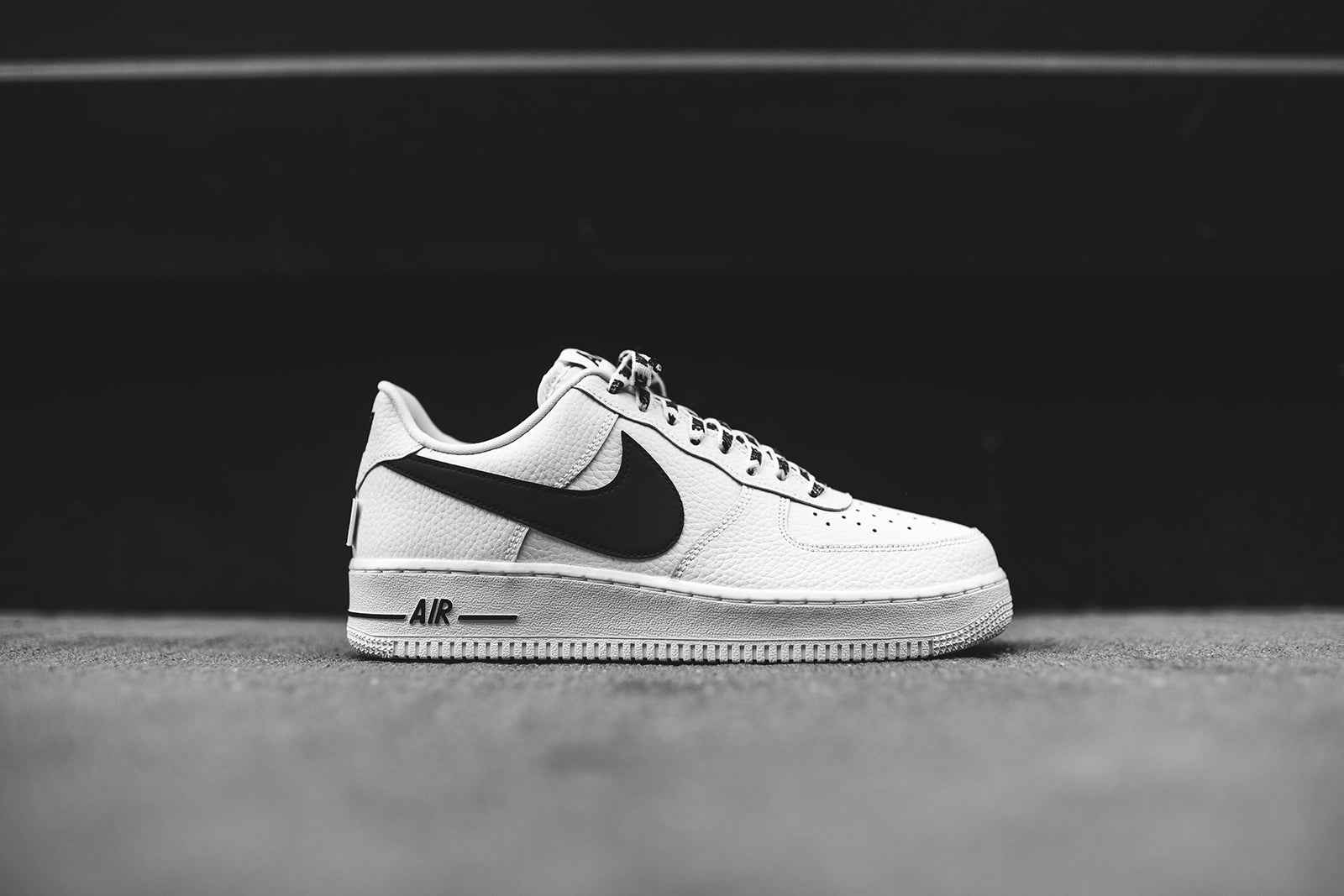 nike air force 1 low statement game white