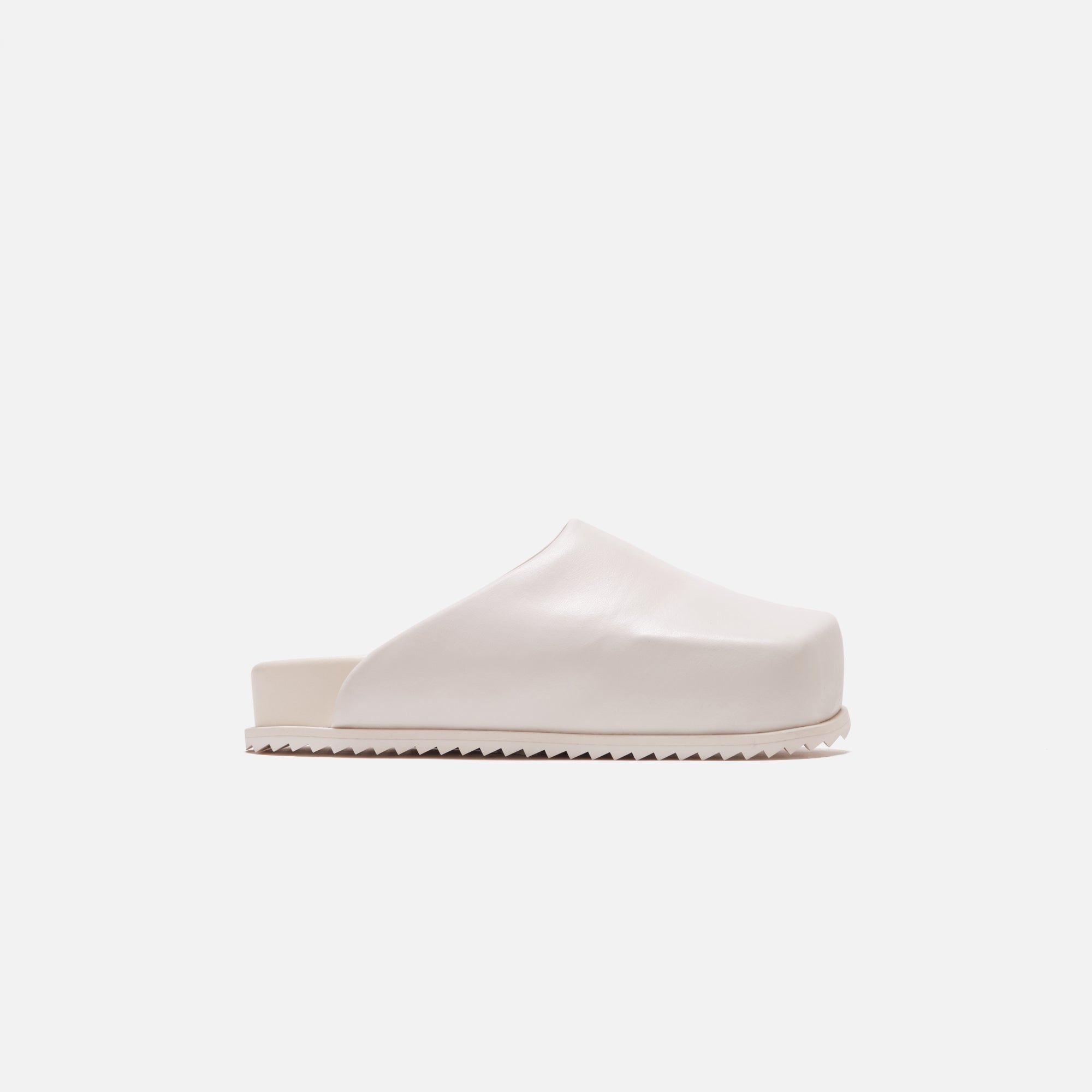 Yume Yume Truck Slide - White – Kith