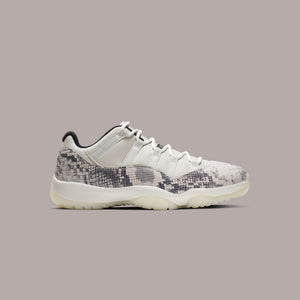 air jordan 11 retro low le light bone