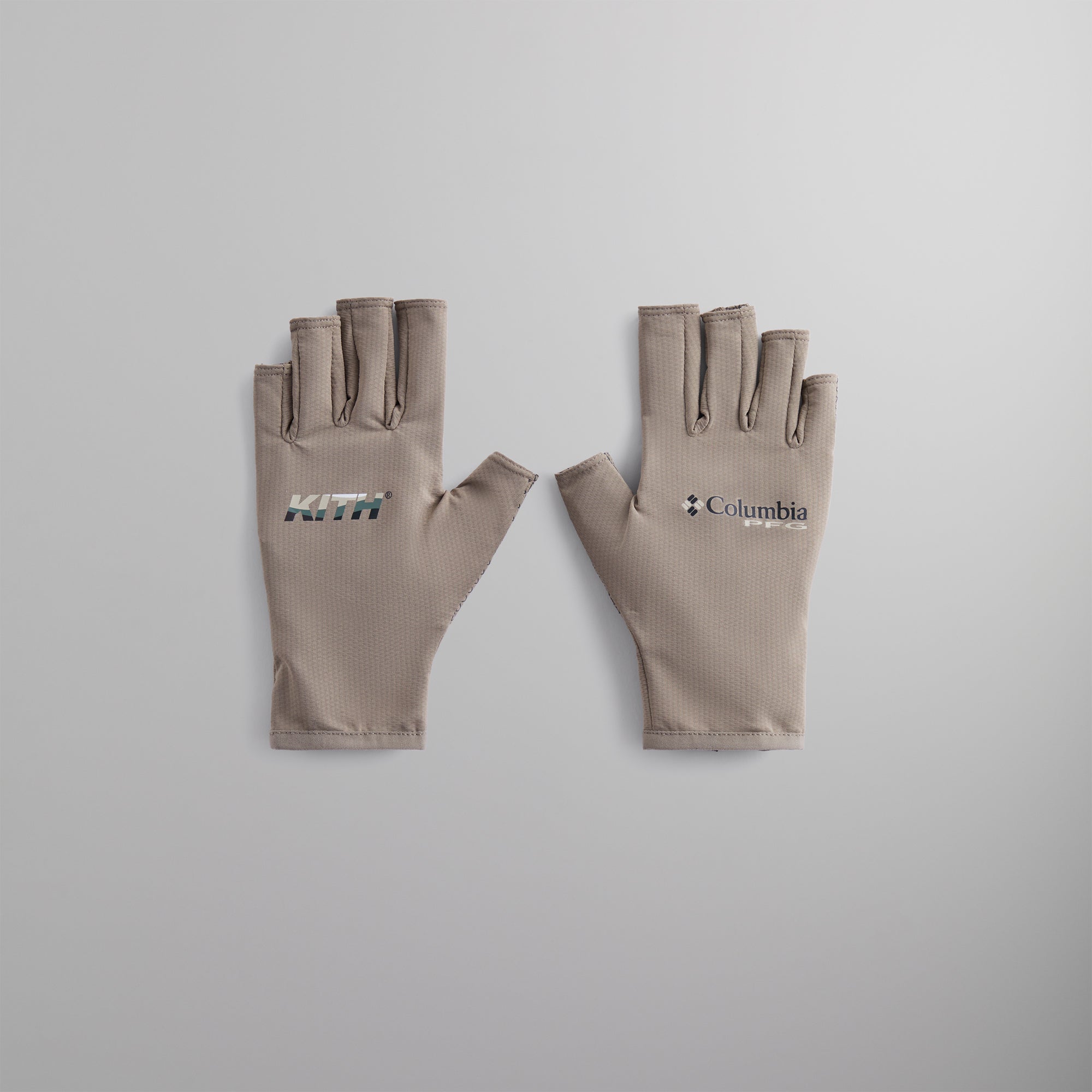 Kith for Columbia PFG Terminal Tackle™ Glove  - Pebble