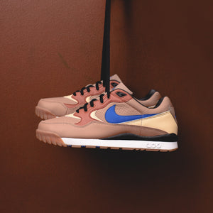 nike acg wildwood desert dust