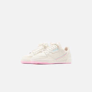 continental 8 off white true pink