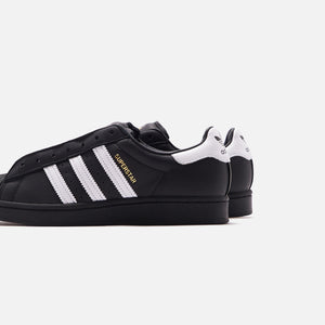 adidas superstar helemaal zwart