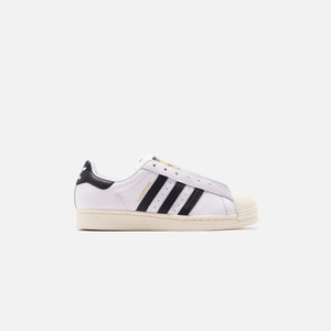 adidas superstar laceless white