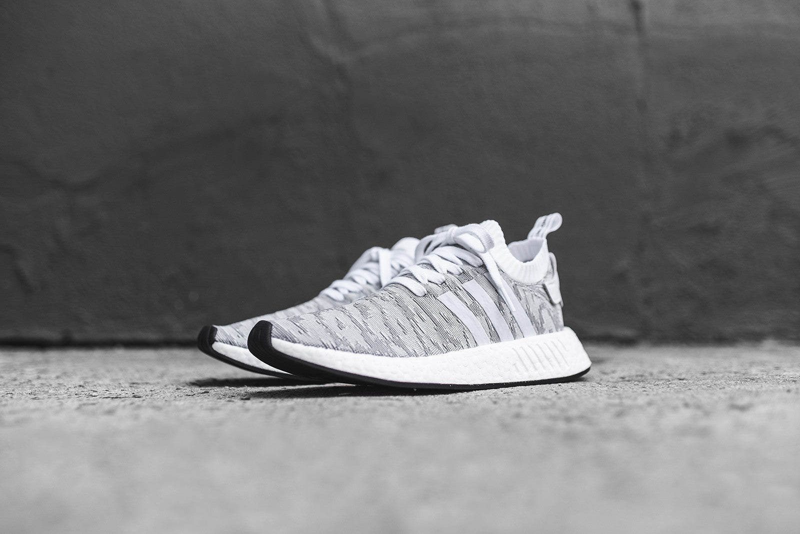 adidas originals nmd_r2 pk