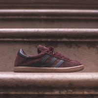 adidas tobacco red night