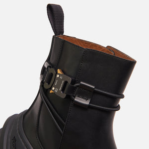 chelsea boot with buckle