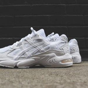 asics gel kayano 5 og triple white