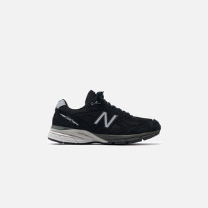 990v4 all black