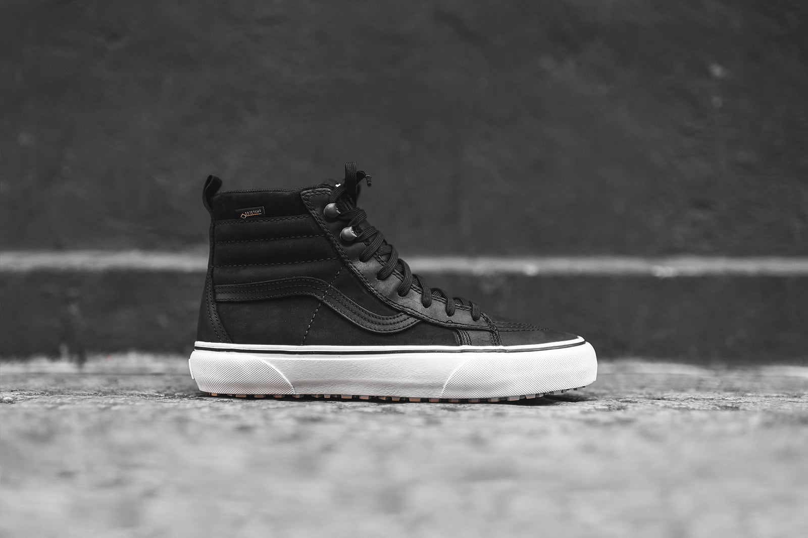 vans sk8 hi mte black