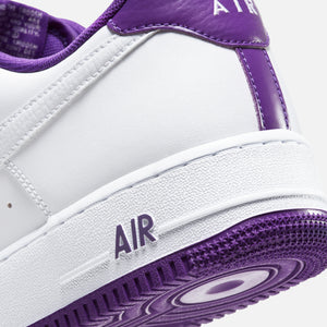 purple and white air forces