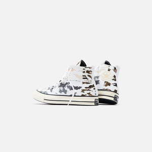 converse black camo