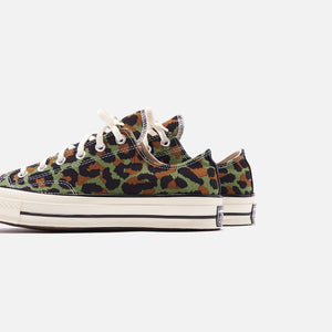 converse low olive