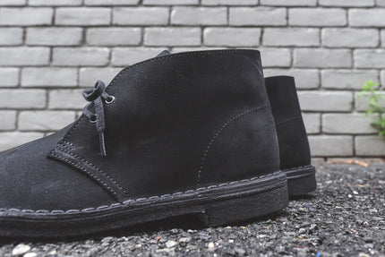 clarks black