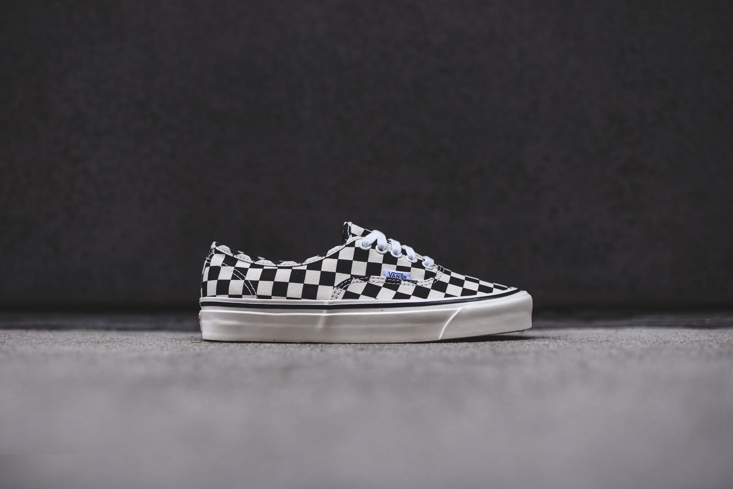 vans authentic