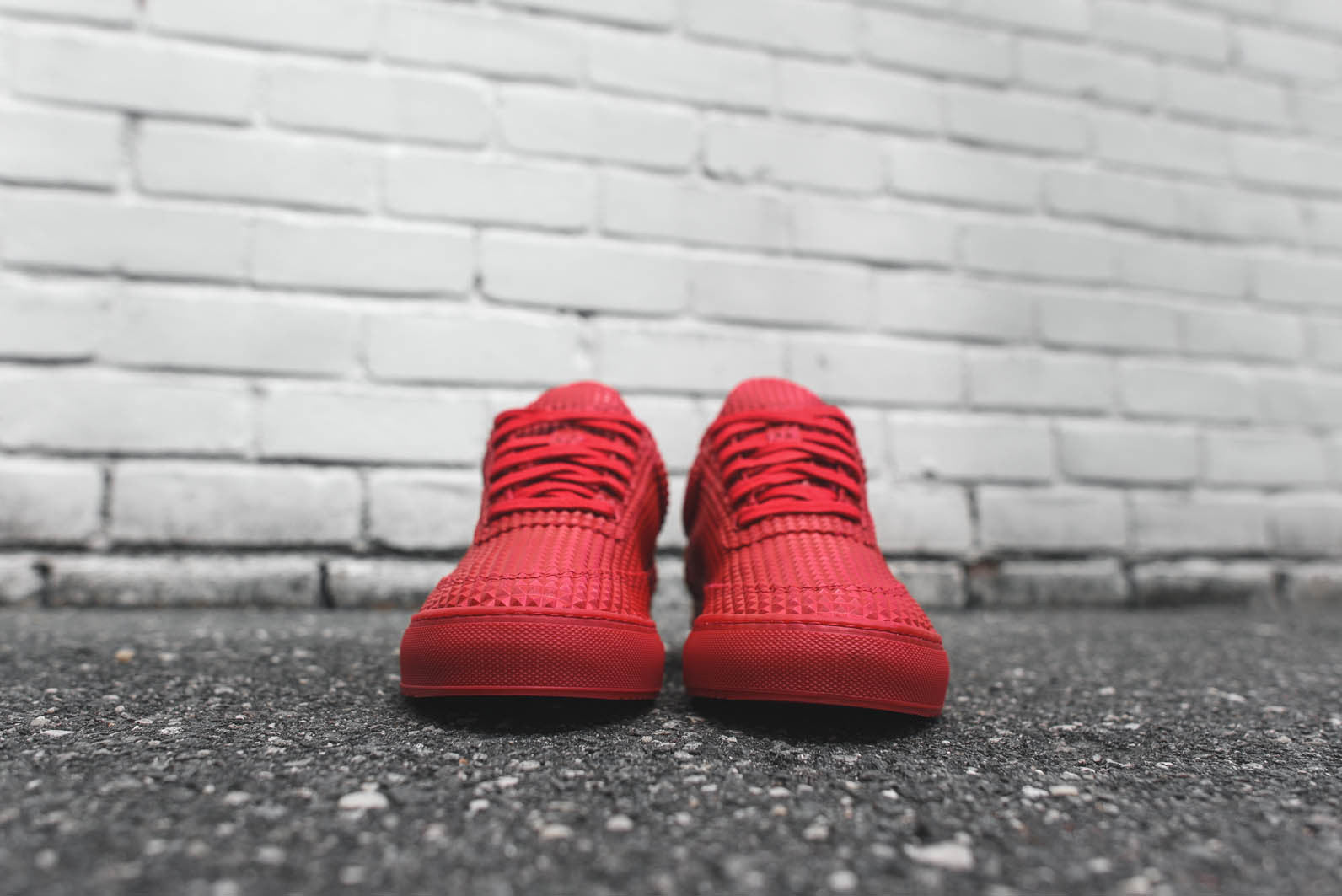 Filling Pieces Low Top Pyramid - Red | Kith NYC