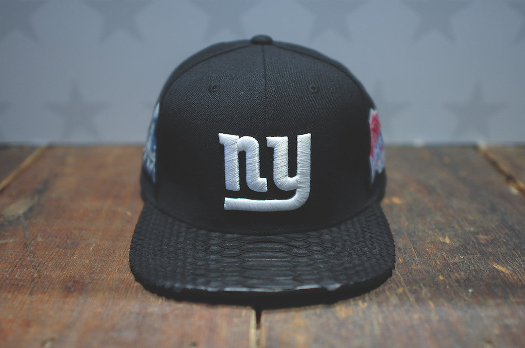 New Era SP Exclusive Desert Sky New York Giants 59FIFTY Mens Fitted Hat (Beige/Black)