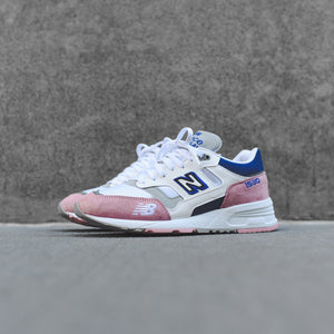 new balance 1530 white pink