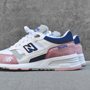 new balance white and pink