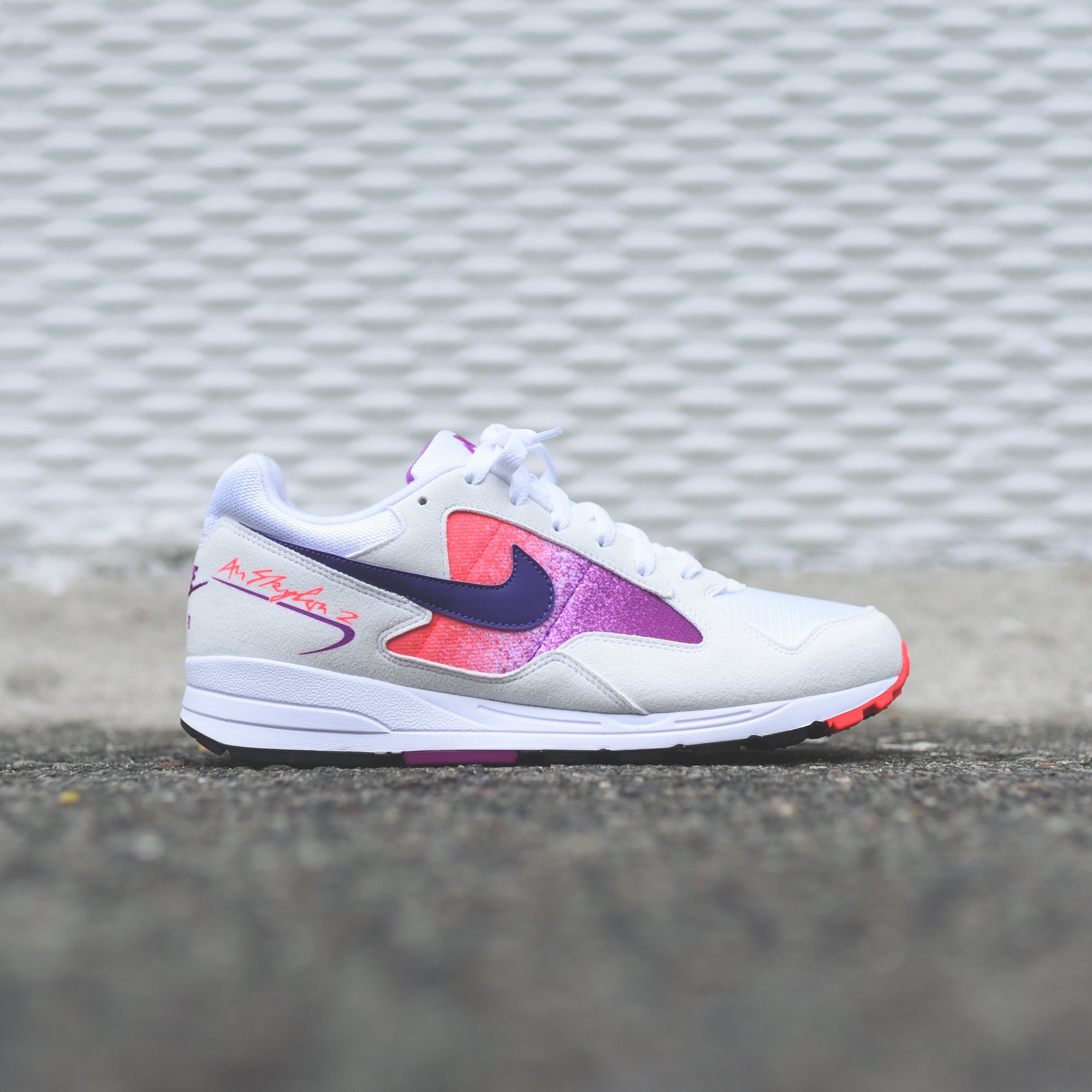 nike white ombre detail air skylon