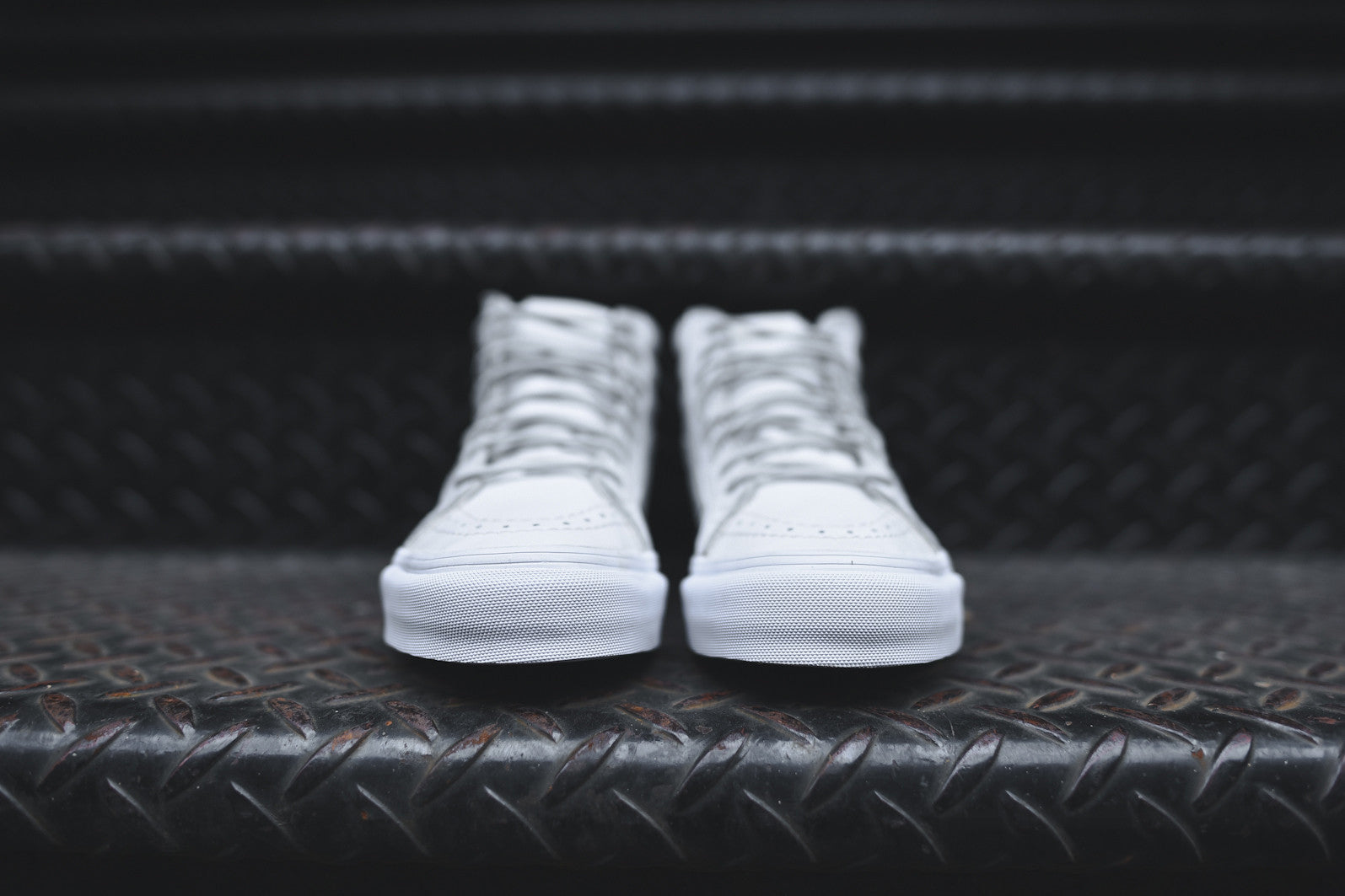 Vans Vault Sk8-Hi Reissue Zip LX - Triple White | Kith NYC