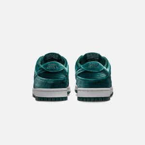 Nike WMNS Dunk Low SV - Dark Atomic Teal / Sail – Kith