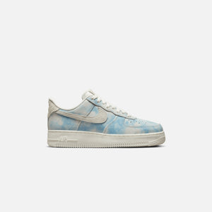 Nike WMNS Air Force 1 '07 SE - Celestine Blue / Sail