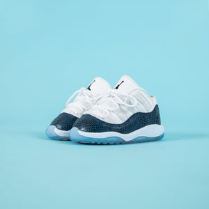 jordan 11 low le white black navy