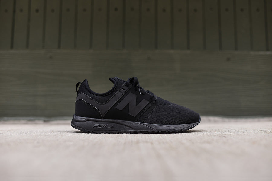 new balance black runners