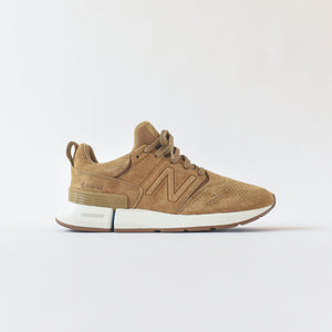 new balance x nanamica r_c1 gore tex