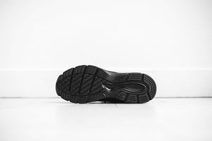 new balance m990bb4 triple black